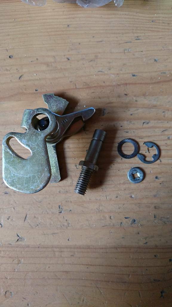 Kadett E Drosselklappe Satz Stufenscheibe Klinke neu original GM