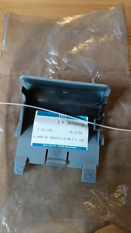 Vectra A Schweller Kappe vorne links neu original GM