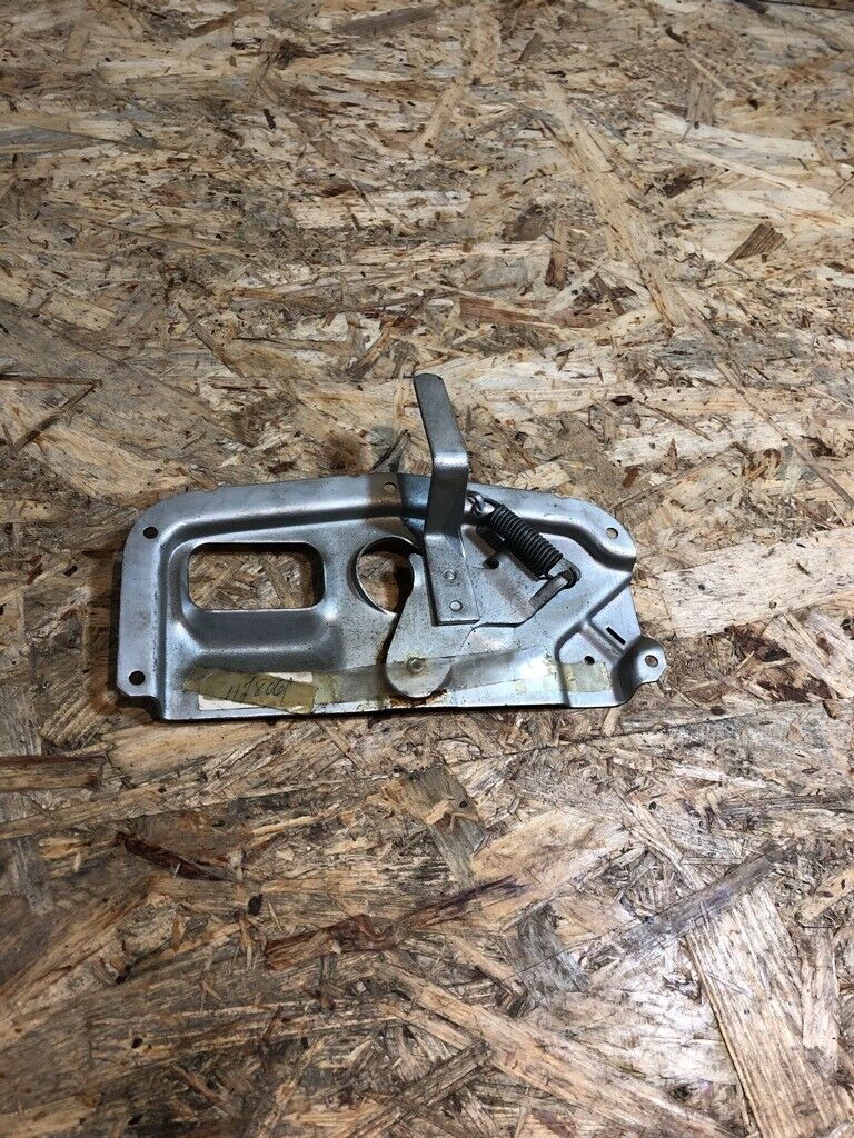 Opel Kadett B /  Olympia /  Rekord /  A-B /  Admiral A-B /  Haubenverschluss