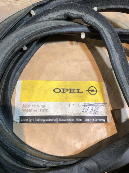 Opel Rekord C /  Commodore A Tür Dichtung vorne links Neu Original