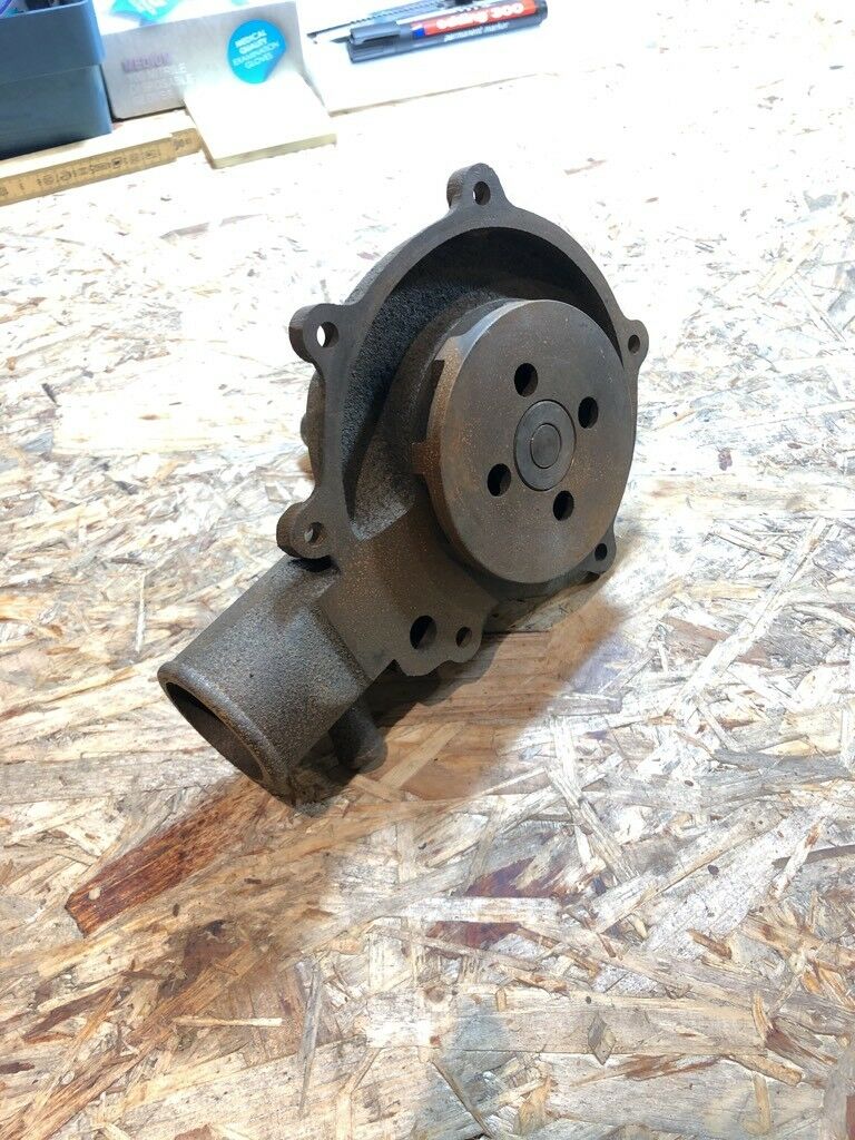 Original GM Opel Rekord E Wasserpumpe *NEU*