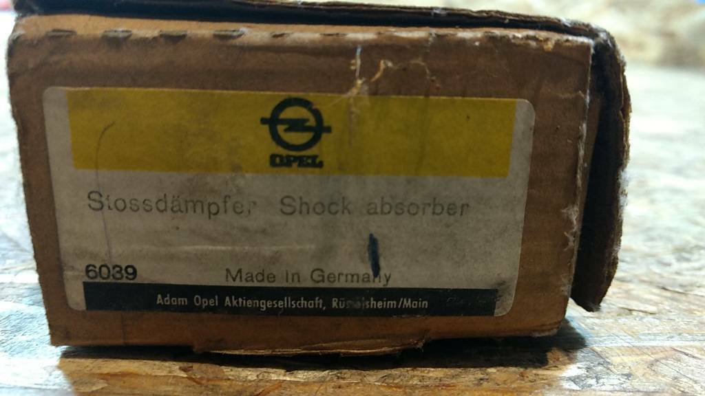 Original GM Opel Stoßdämpfer Commodore Rekord Neu