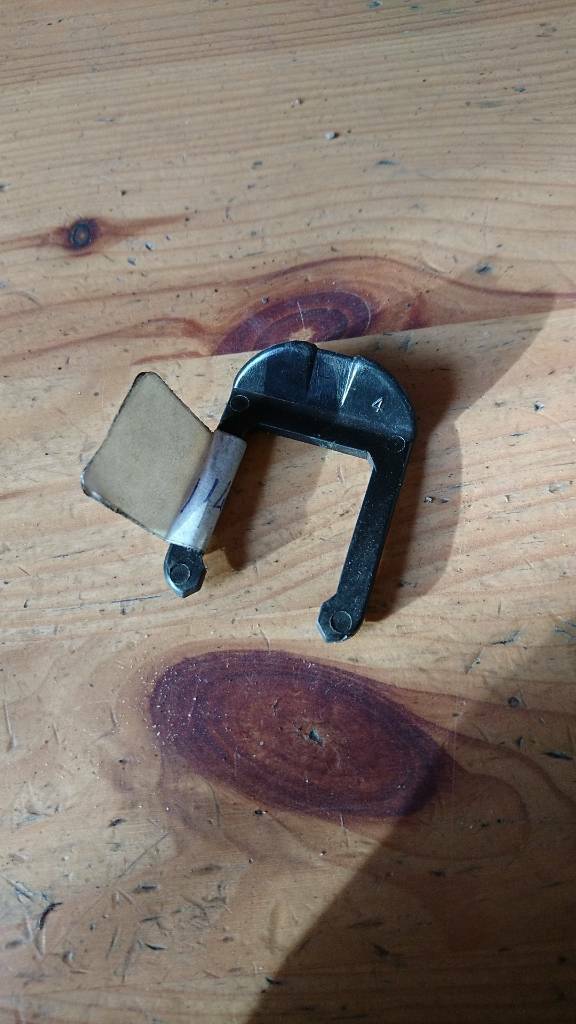 Opel Youngtimer Oldtimer Klammer neu original GM 114902