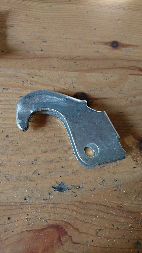 Opel Youngtimer Oldtimer Fanghaken neu original 166437