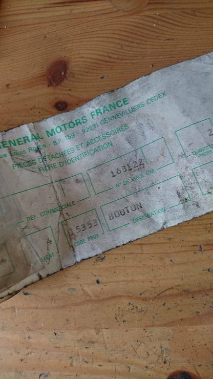 Opel Youngtimer Oldtimer Betätigungs Knopf neu original GM 168122