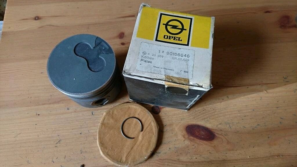 Kadett E Diesel 16D 16DA Kolben Kolbenringe neu original GM