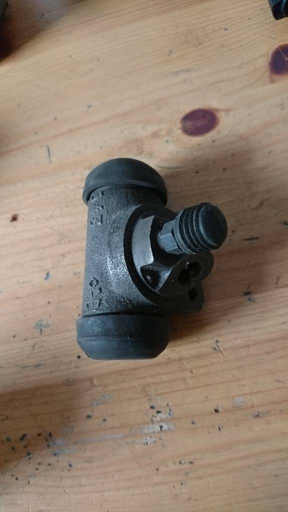 Commodore B Blitz Radbremszylinder original Opel NEU