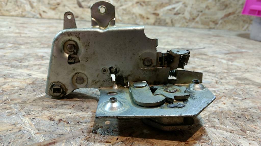 Original GM Opel Türschloss vorne links Kapitän Neu