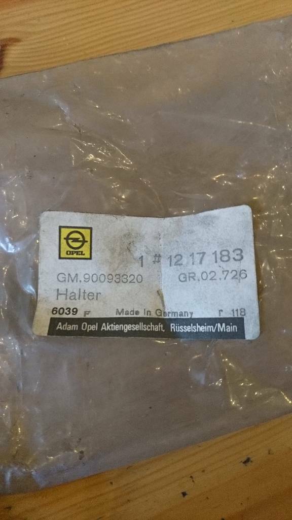Opel Youngtimer Oldtimer Halter Bosch neu original 90093320