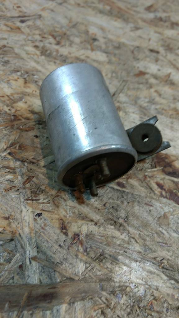 Original GM Opel Blinkergeber Relais Rekord Kapitän Neu