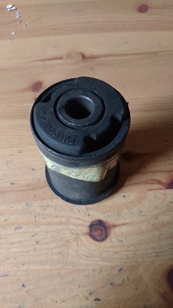 Opel Youngtimer Oldtimer Lager Buchse neu original GM 90092641