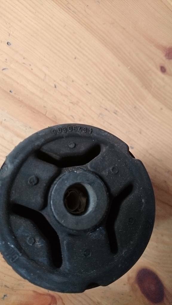 Opel Youngtimer Oldtimer Hinterachse Lager neu GM 90305431