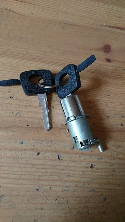 Opel Youngtimer Oldtimer Schließzylinder neu GM 90094090