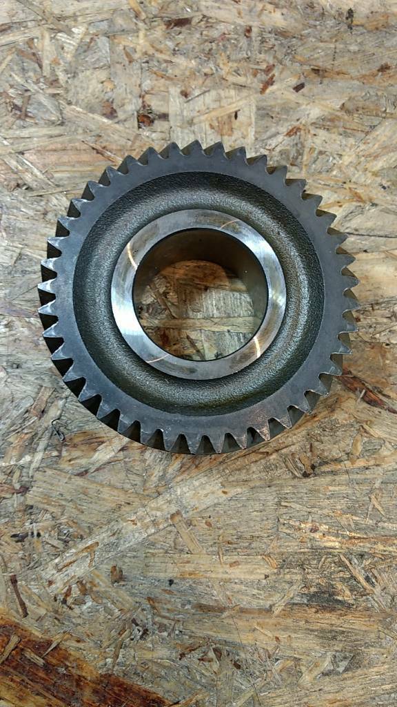 Kadett E Astra F F16 Getriebe Zahnrad 2. Gang neu Original GM