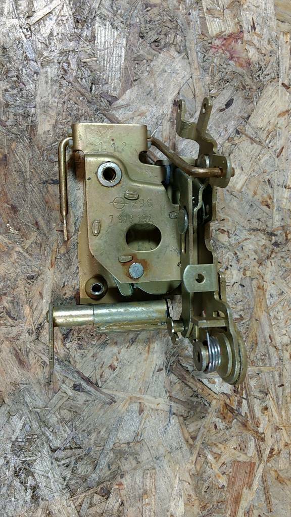 Original GM Opel Oldtimer Türschloss Modell? 134135 NEU