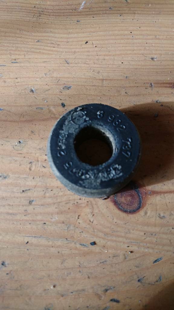 Opel Youngtimer Oldtimer Gummipuffer Oberteil neu 8982737