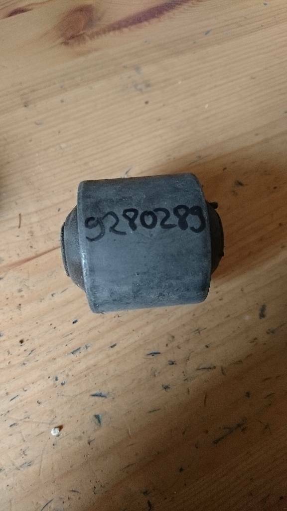 Rekord E Dämpfungsbuchse Hinterachse oben neu original GM