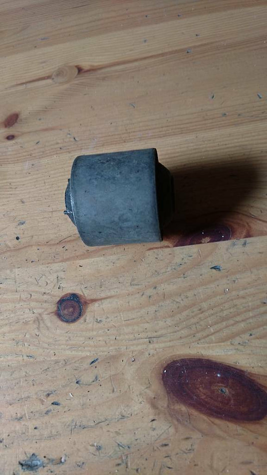 Rekord E Dämpfungsbuchse Lenker hinten oben neu original