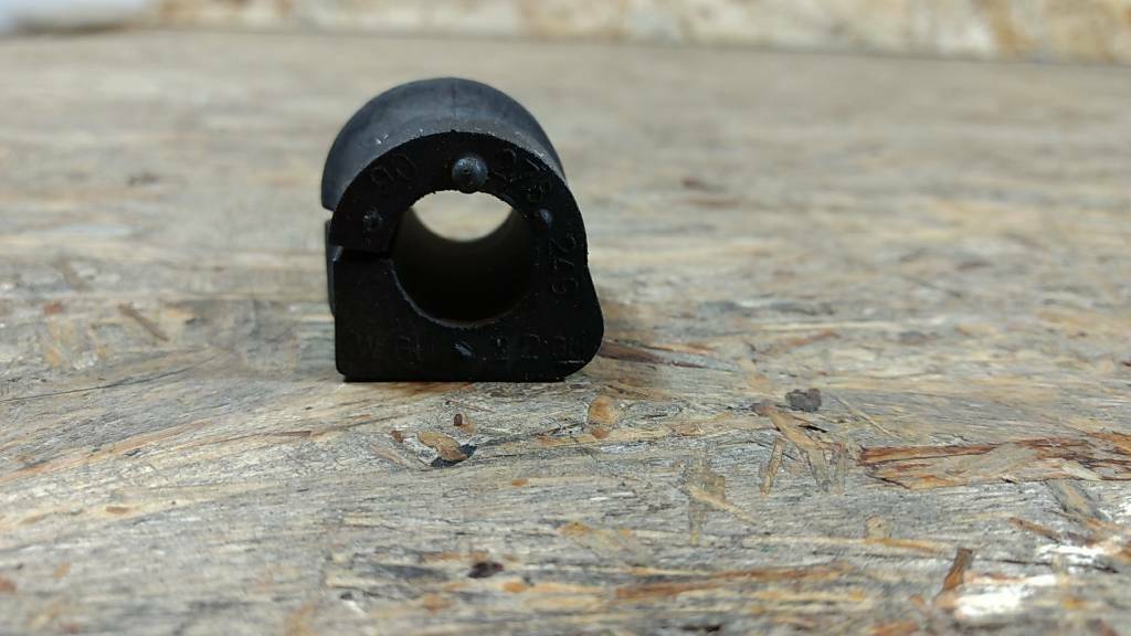 Original GM Opel Vectra A Gummilager vorne NEU