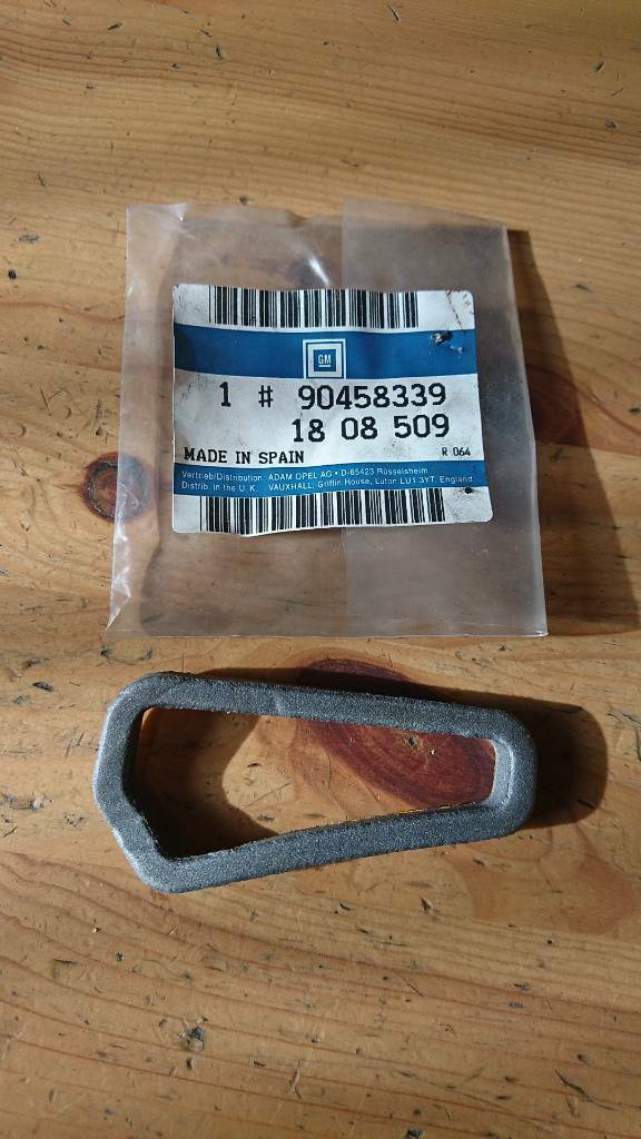 Opel Omega B Dichtung Defroster Hintertür neu original GM