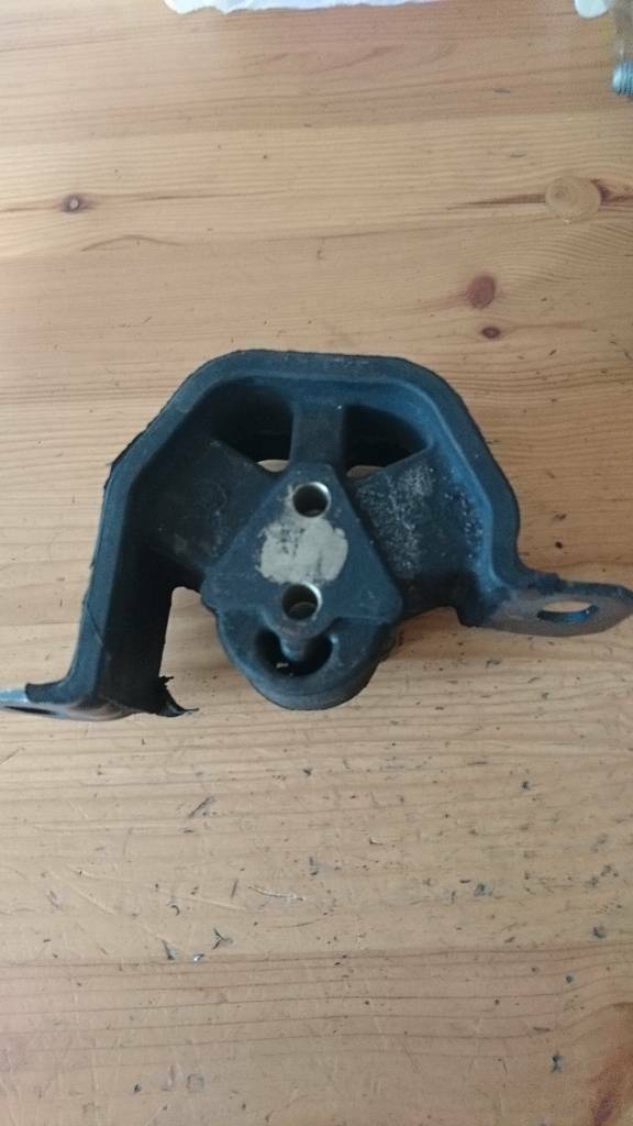 Opel Youngtimer Oldtimer Dämpfungsblock neu original GM 90289947