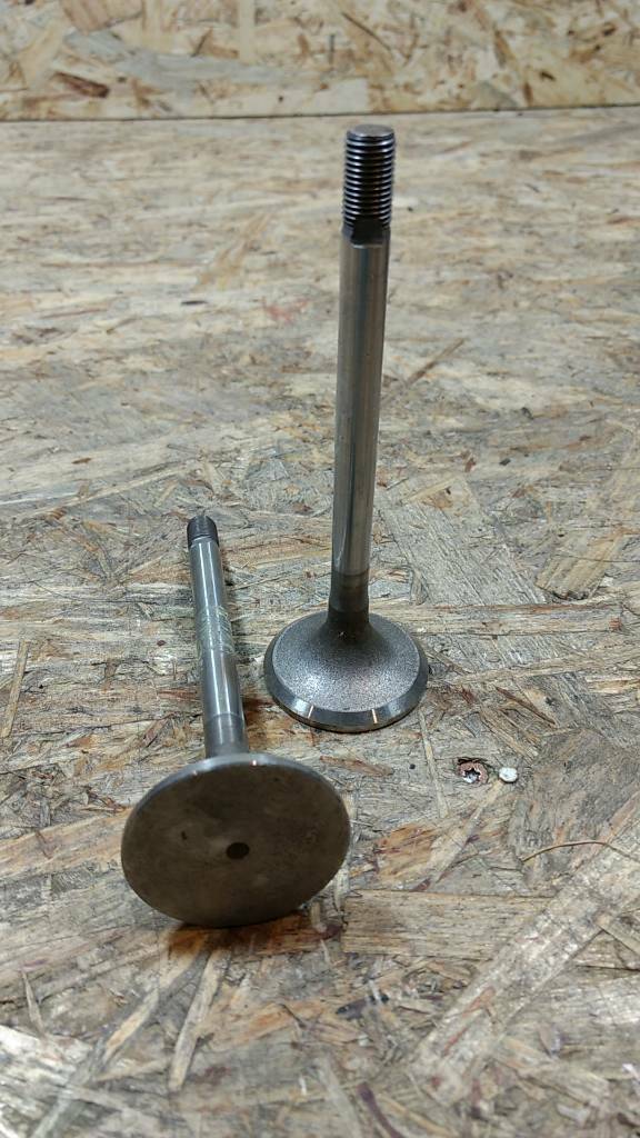 Original GM Opel Rekord B Coupé Einlassventil Set NEU