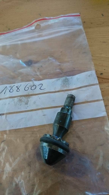 Opel Youngtimer Oldtimer Bolzen neu original 168602