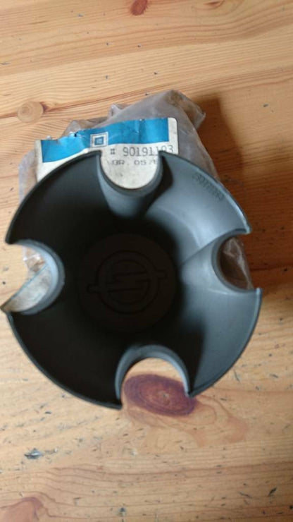 Ascona B C Kadett D Manta B Radkappe Nabendeckel neu original GM