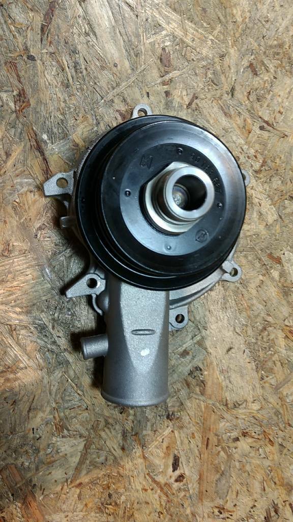 Ascona C Kadett D E 1.6D Wasserpumpe original GM Opel NEU