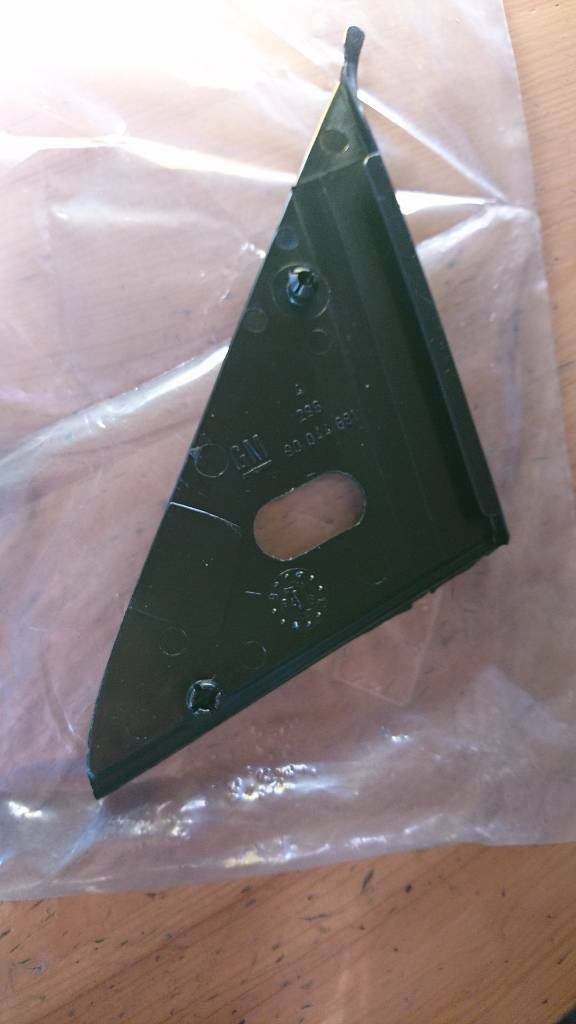Astra F / G / Classic Einsatzecke Spiegelverkl. original GM Opel NEU