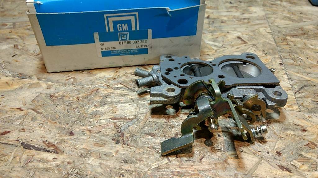 Original GM Opel Kadett E 16S Vergaserteil Drosselklappe NEU