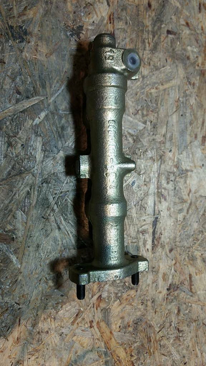 Original GM Opel Kadett D Hauptbremszylinder NEU