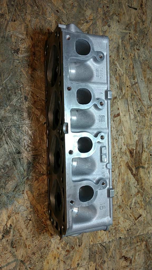 Original GM Opel Kadett E Zylinderkopf  C16LZ NEU