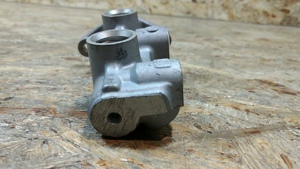 Original GM Opel Kadett E 2.0 GSi Hauptbremszylinder NEU