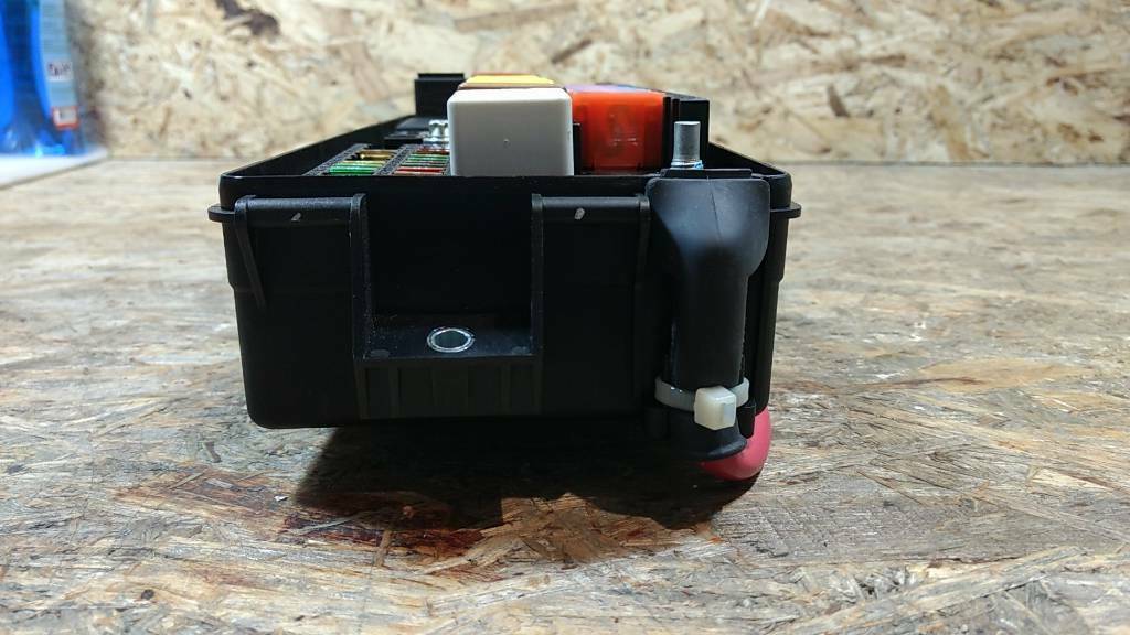 Original GM Opel Signum Vectra C Sicherungskasten NEU