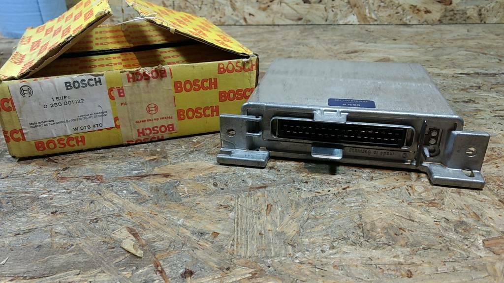 Original BMW Steuergerät ECU ECM E12 E24 E23 528i 633CSi NEU