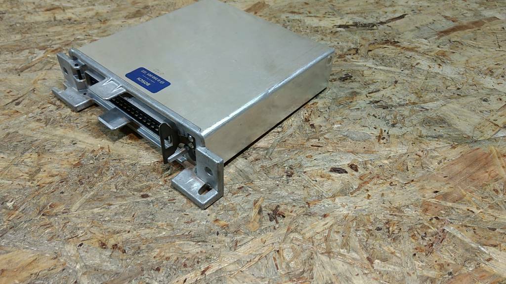 Original BMW Steuergerät ECU ECM E12 E24 E23 528i 633CSi NEU