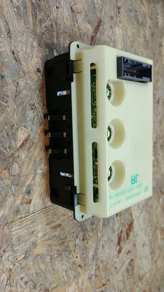 Original GM Opel Omega B Informationsdisplay Anzeige NEU