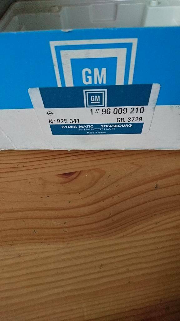 Manta B Ascona B Rekord E 2.0 Drosselklappenteil neu original GM