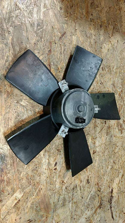 Original GM Opel Kadett E 2.0 Lüftermotor NEU