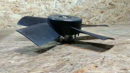Original GM Opel Kadett E 2.0 Lüftermotor NEU
