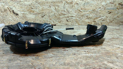 Original GM Opel Kadett E Vectra A Luftreiniger NEU