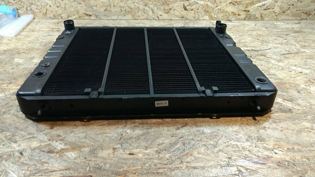 Original GM Opel Rekord E1 Limousine 2.2D Wasserkühler NEU