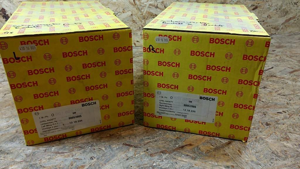 Original Opel Scheinwerfer-Set / Scheinwerfer Kadett D NEU