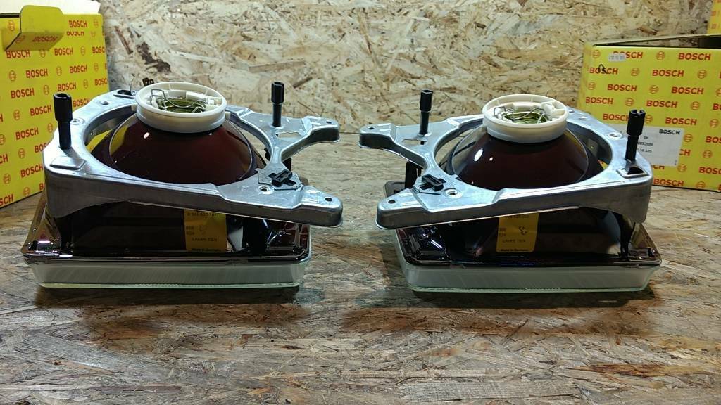 Original Opel Scheinwerfer-Set / Scheinwerfer Kadett D NEU