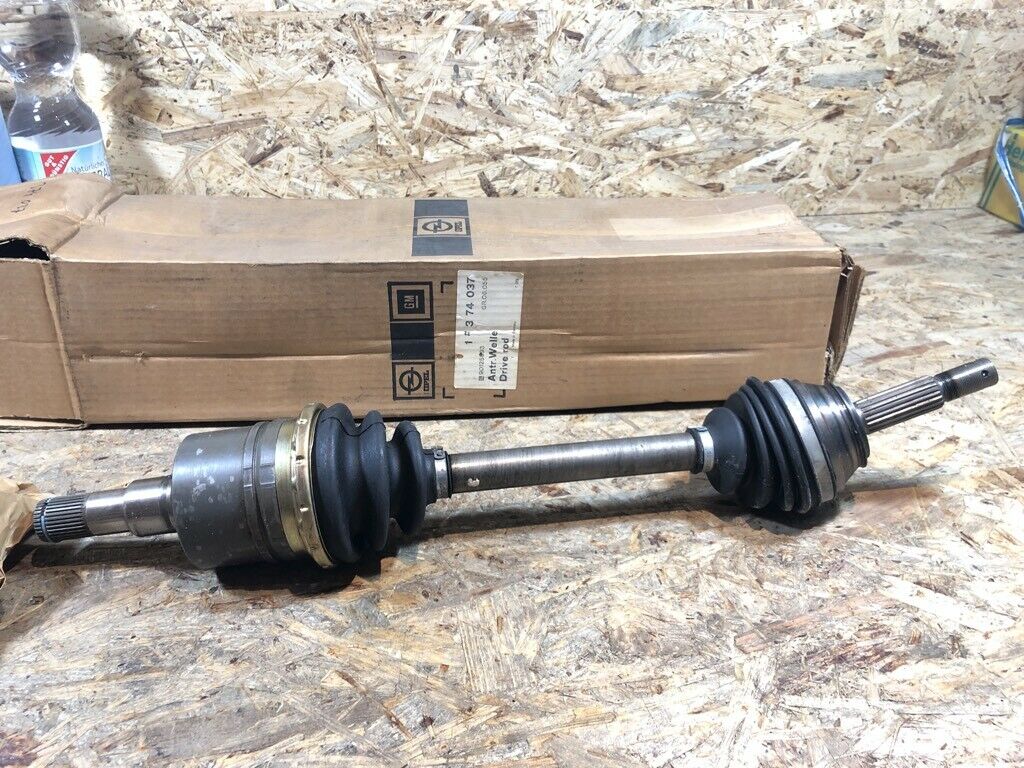 Original GM Opel Kadett D Antriebswelle Neu