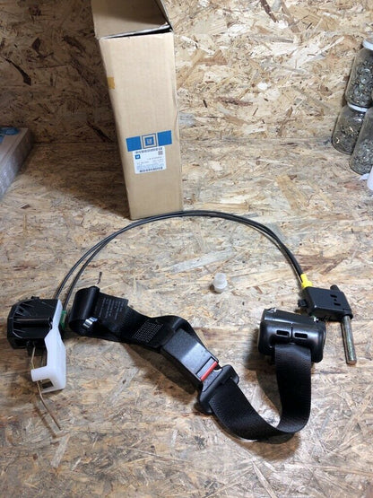 Original GM Opel Astra G Gurt hinten Mitte Neu
