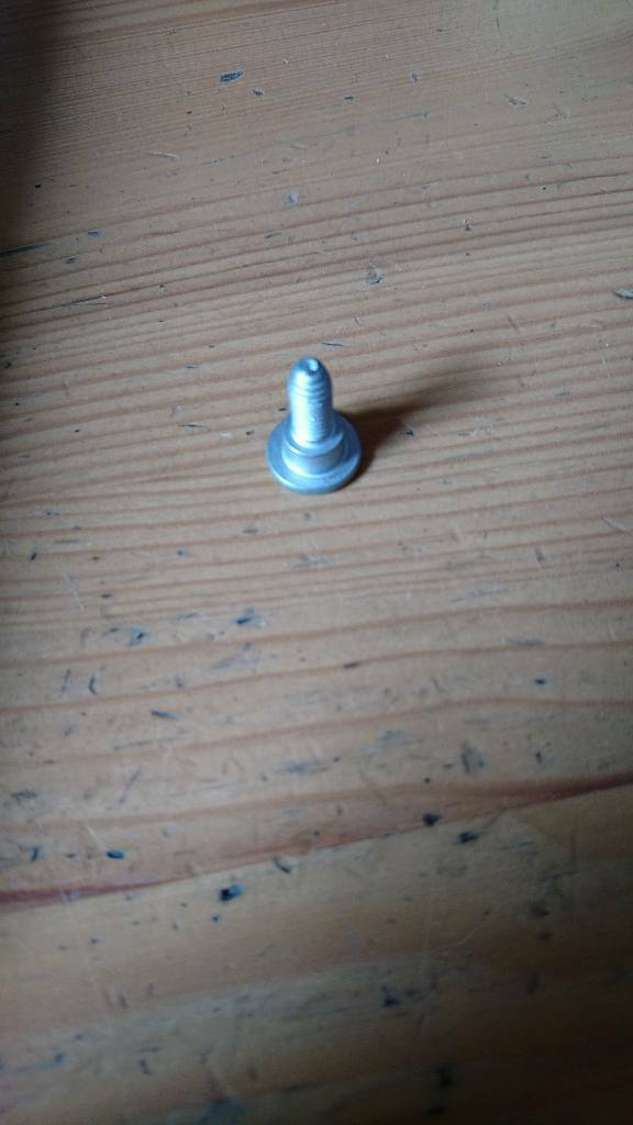 Opel Omega B Schraube Stoßstange hinten neu original GM