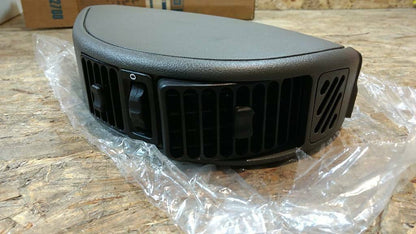 Original GM Opel Omega A Luftdüse links NEU