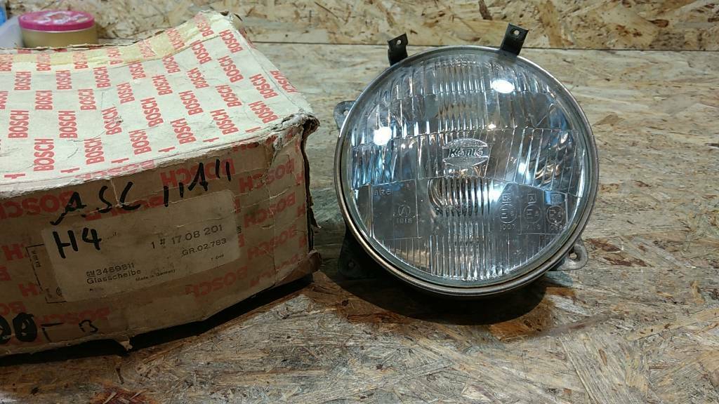 Original GM Opel Ascona A Scheinwerferglas NEU